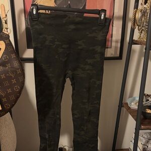 SPANX Kids Green Camo Leggings